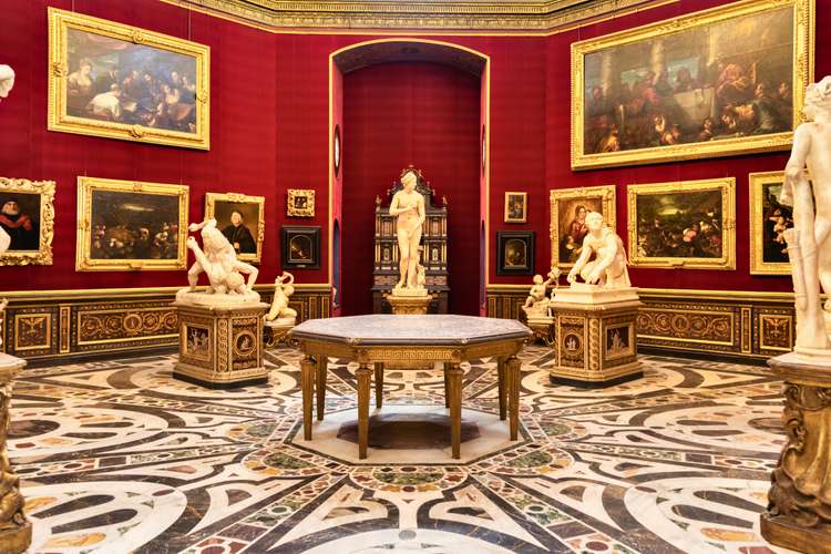 Scopri le principali attrazioni di Firenze – Salta la fila, visita i luoghi iconici e vivi esperienze indimenticabili nel 2025