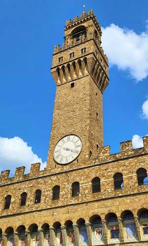 Acquista il tuo tour hop-on hop-off a Firenze – Biglietti ufficiali e percorso personalizzabile nel 2025 Prenota il tuo tour panoramico hop-on hop-off a Firenze, Italia – Biglietti ufficiali, percorsi flessibili e cancellazione gratuita nel 2025